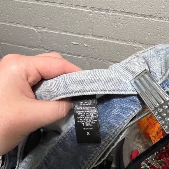 Express Distressed Short - Picture 6 of 6